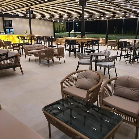 Amber Hotel Albania Spille Bagian luar foto