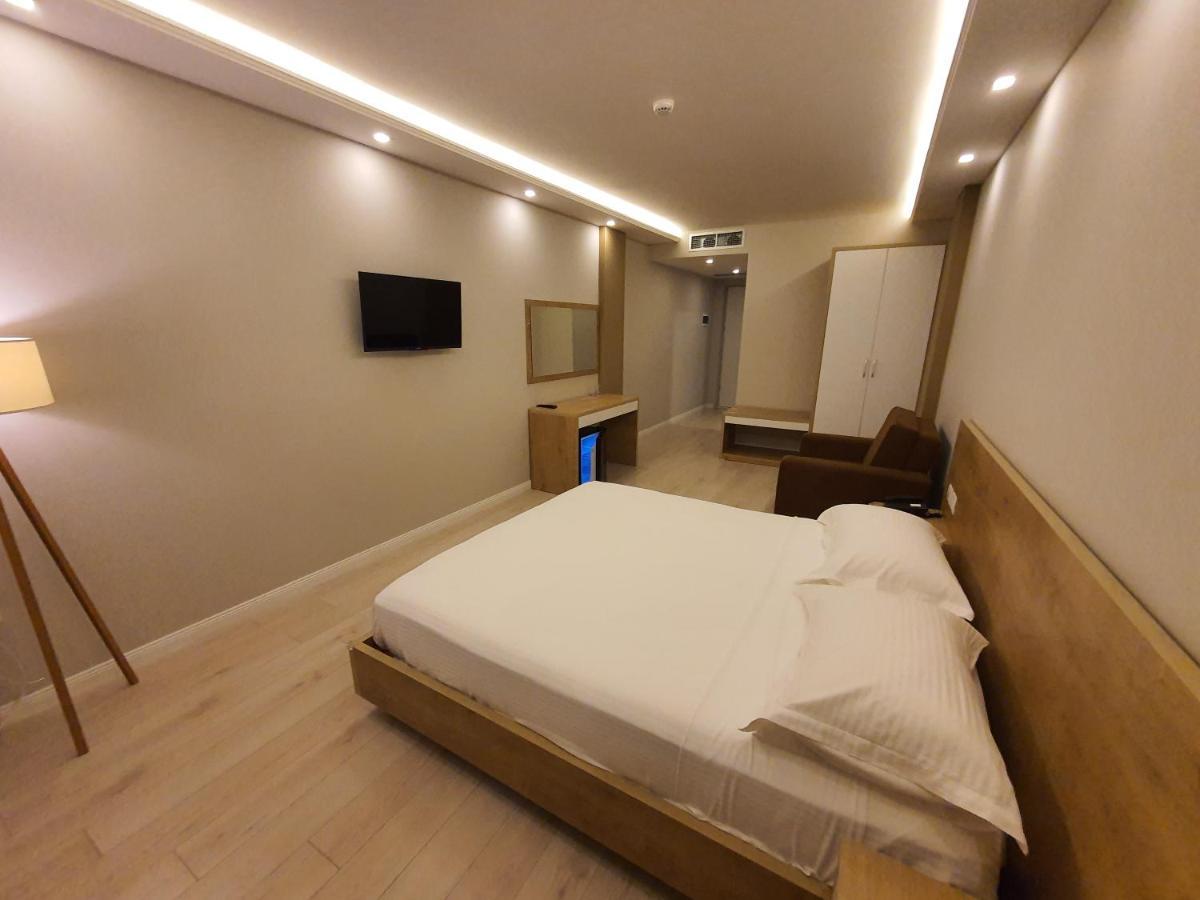 Amber Hotel Albania Spille Bagian luar foto