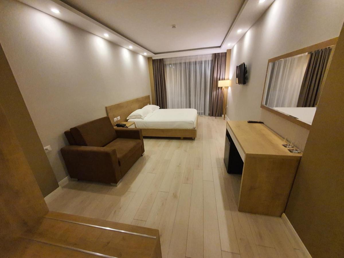 Amber Hotel Albania Spille Bagian luar foto