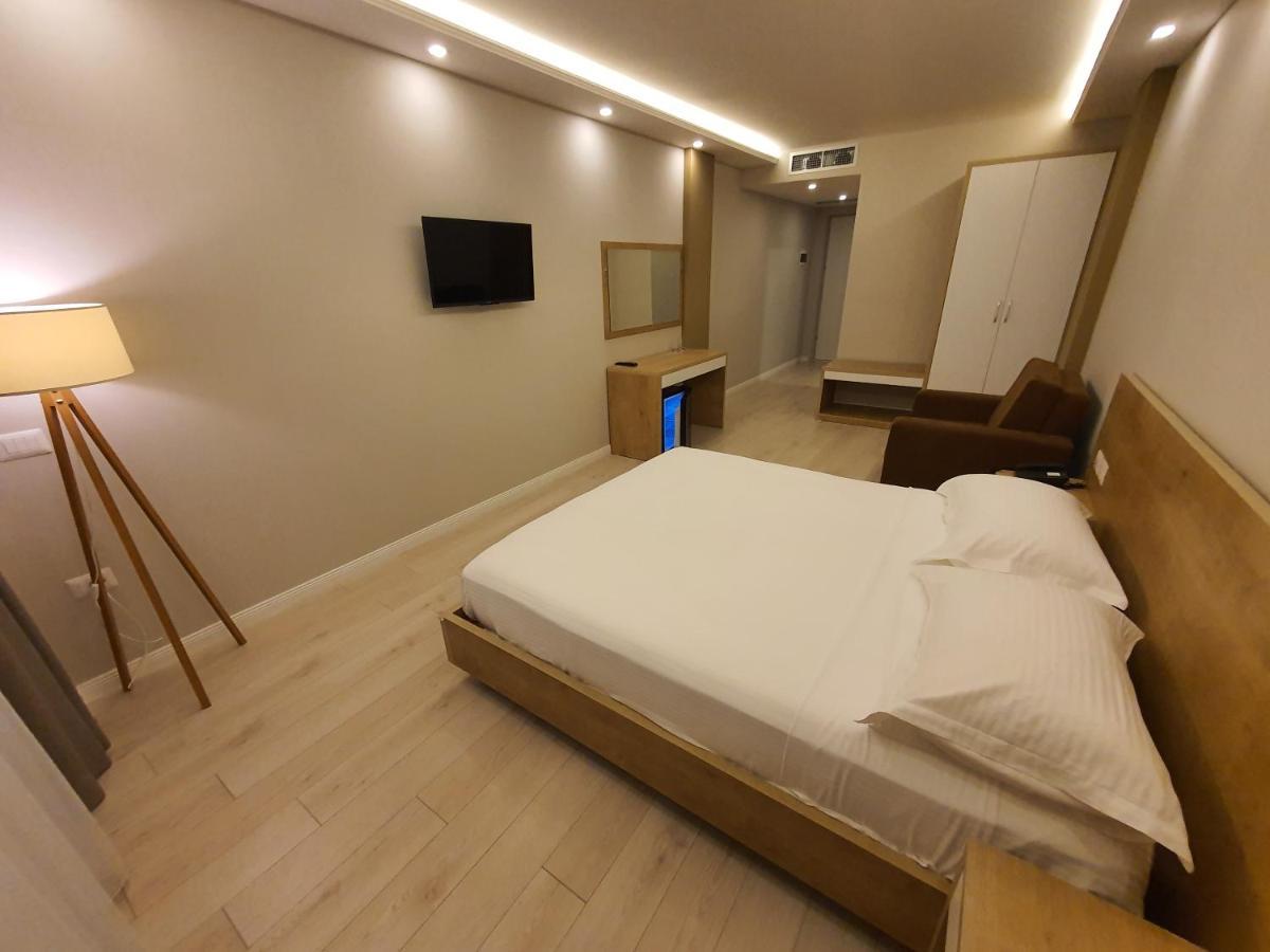 Amber Hotel Albania Spille Bagian luar foto