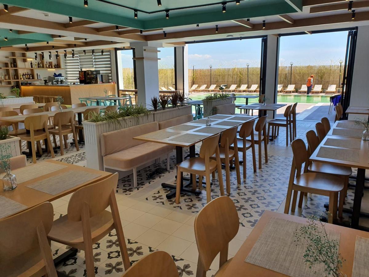 Amber Hotel Albania Spille Bagian luar foto